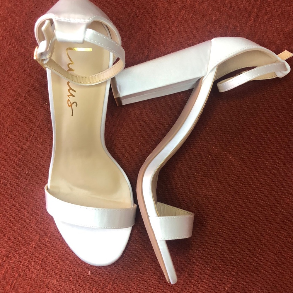 LULU’S high heels